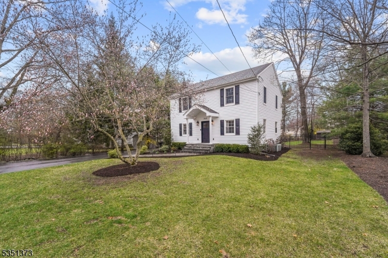 Property Photo:  765 Sunset Ter  NJ 07417 