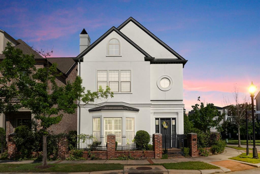 14 Jetty Point Drive  The Woodlands TX 77380 photo