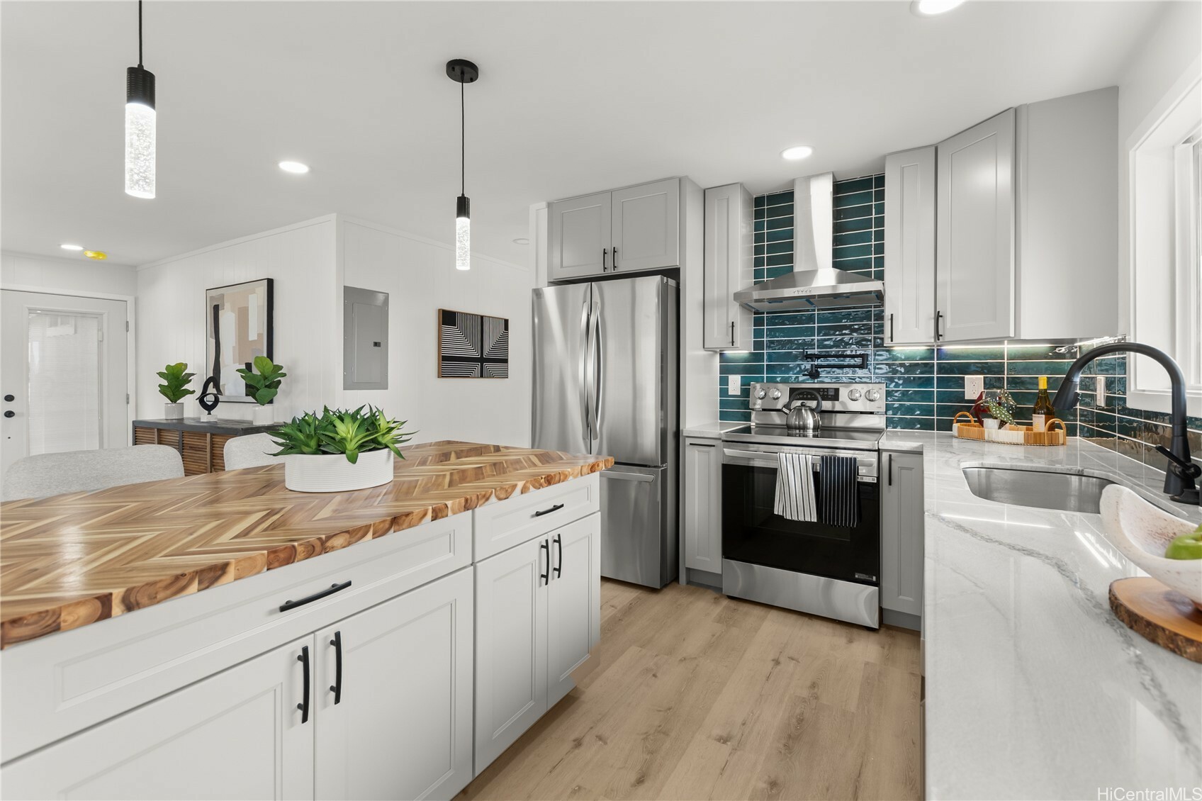 Property Photo: 1415 Ala Iolani Street HI 96819
