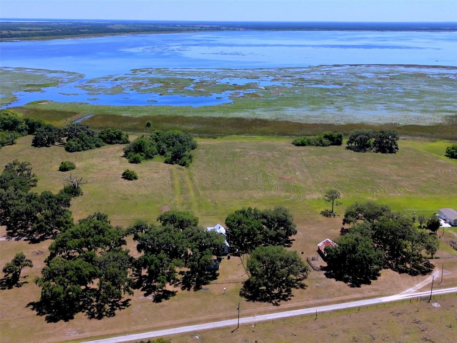 Property Photo: 3650 Lake Tohopekaliga Road FL 34772