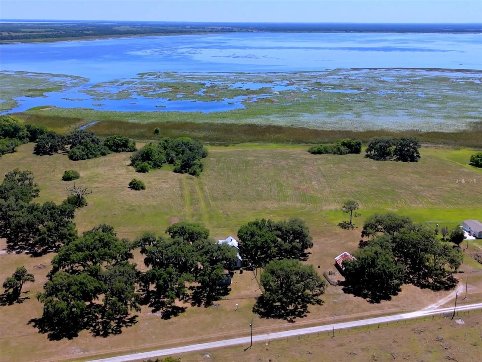 Property Photo:  3650 Lake Tohopekaliga Road  FL 34772 