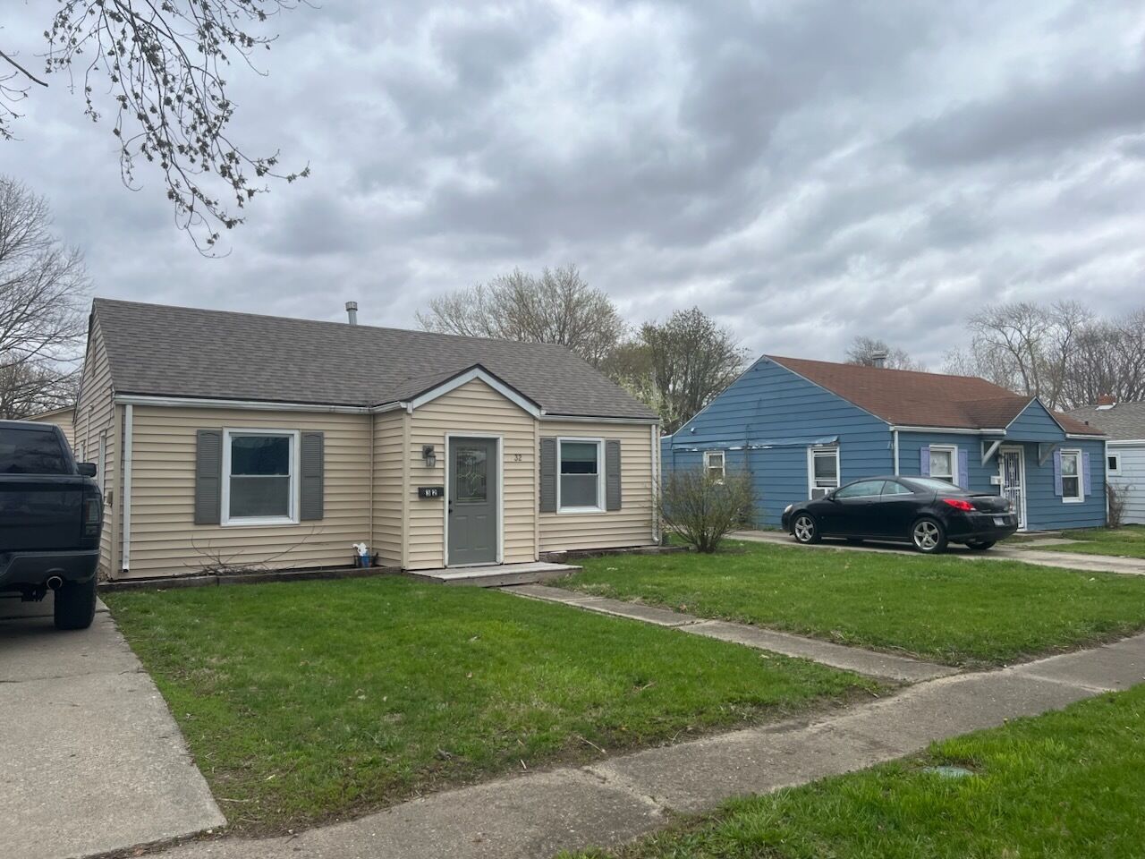 Property Photo: 32 James Road IL 61866