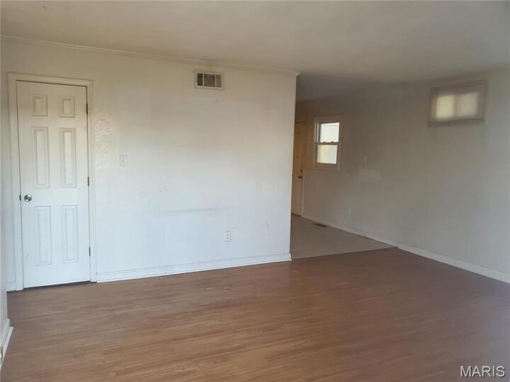 Property Photo: 20 Leonard Drive IL 62206