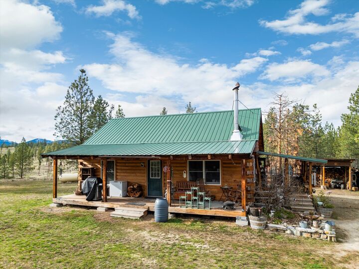 Property Photo:  4090 Hubbart Dam Road  MT 59925 