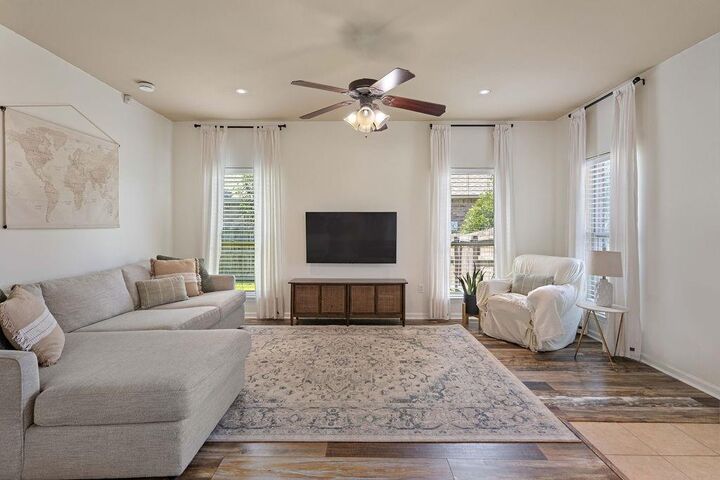 Property Photo:  413 Oak Branch Drive  LA 70435 