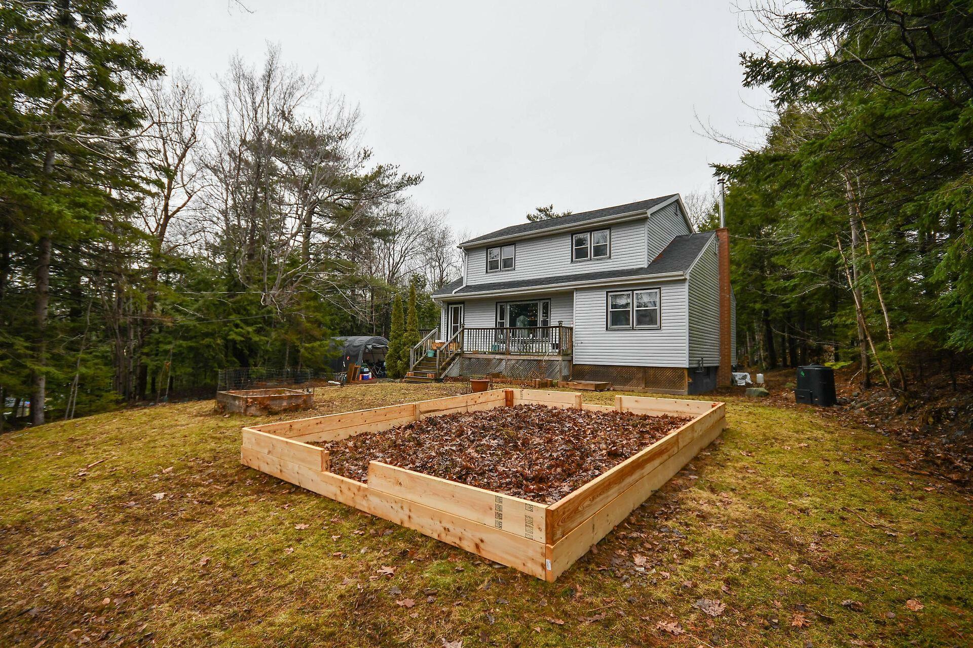 Property Photo: 1050 Waverley Road NS B2R 1W2