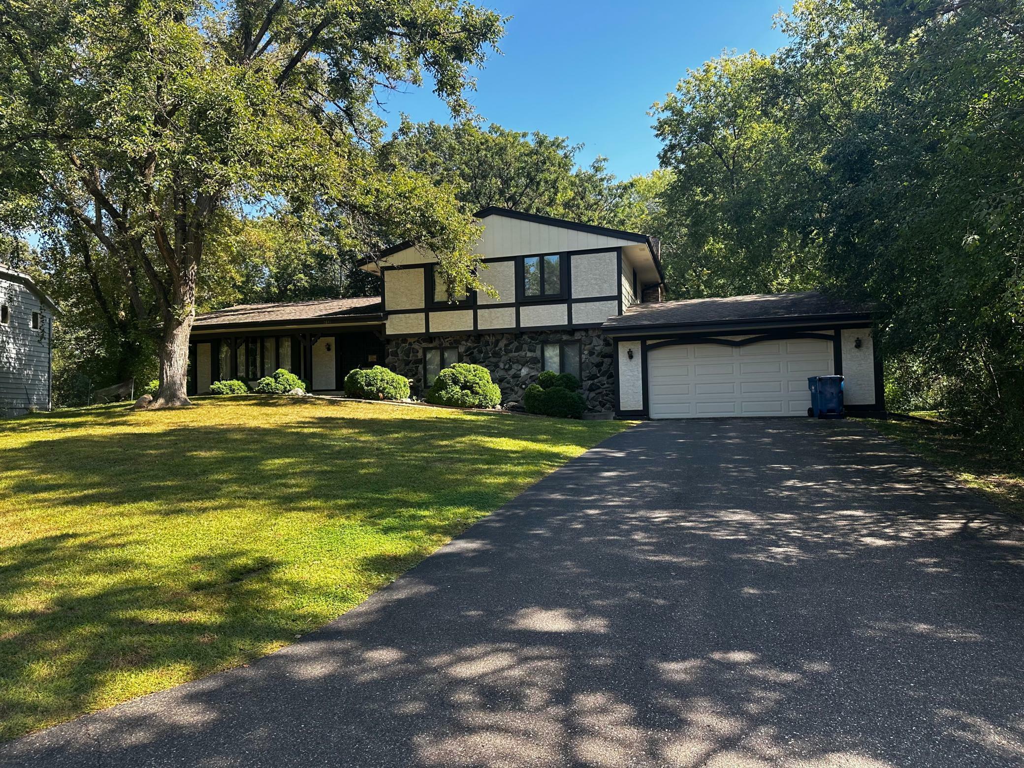 Property Photo: 2841 Mayfield Road MN 55391