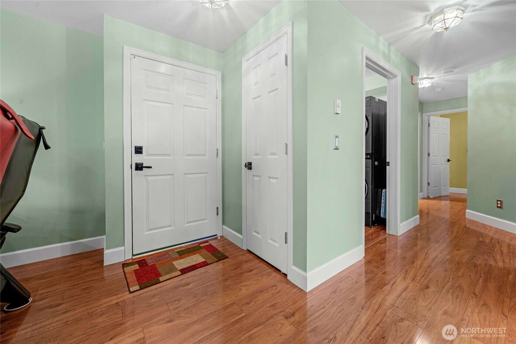 Property Photo: 7207 210th Street SW 101 WA 98026