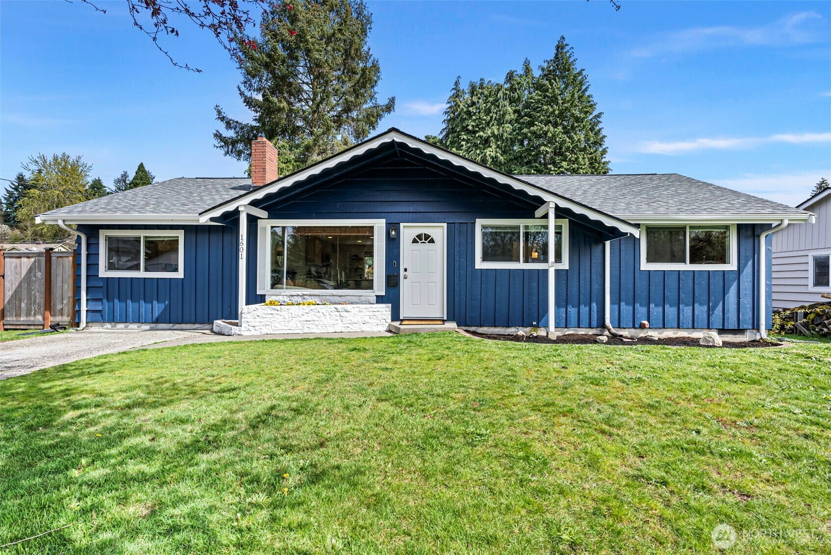 Property Photo:  1601 S  Verde Street  WA 98405 