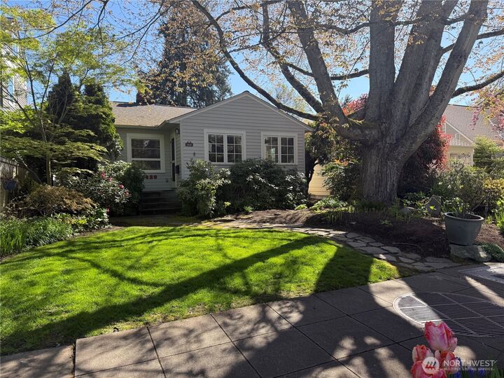 1420  41st Avenue E  Seattle WA 98112 photo