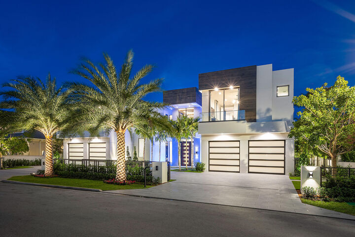 Property Photo:  500 E Alexander Palm Road  FL 33432