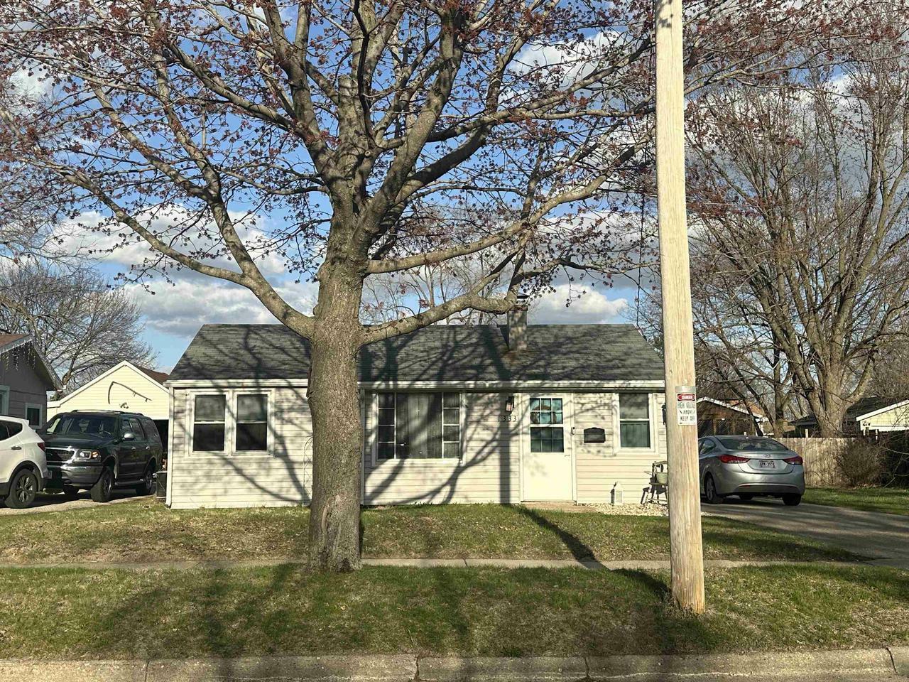 Property Photo: 1333 Cleveland Street WI 53511