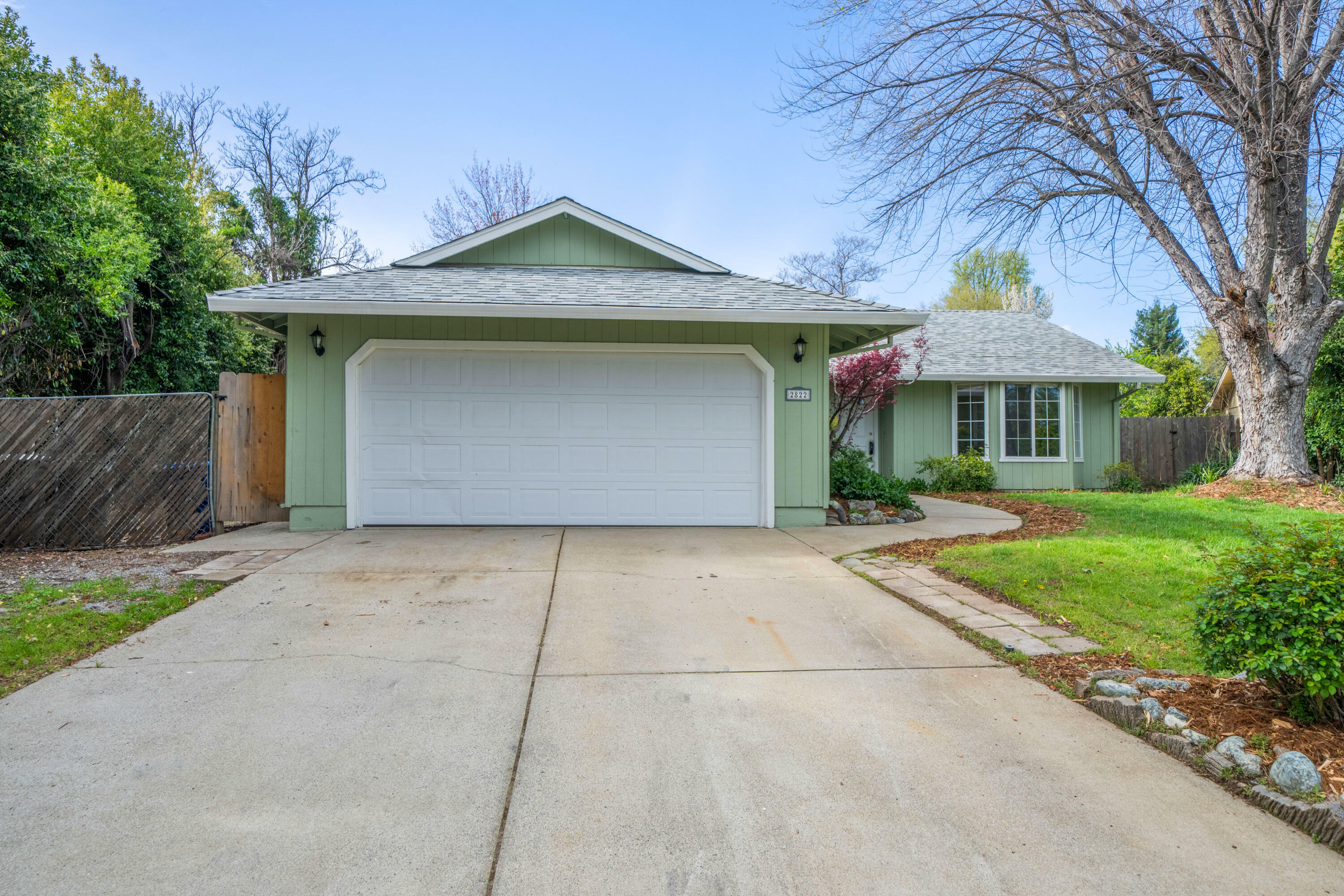 Property Photo: 2822 Gunn Court CA 96001