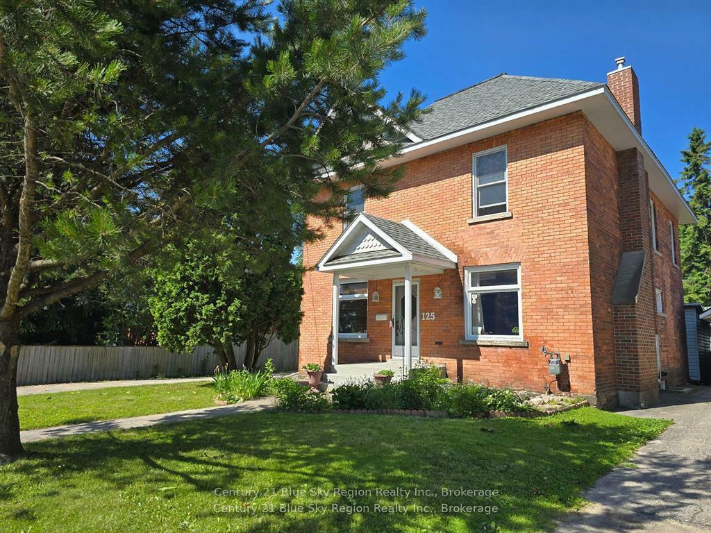 Property Photo: 125 Main Street ON P2B 1N6