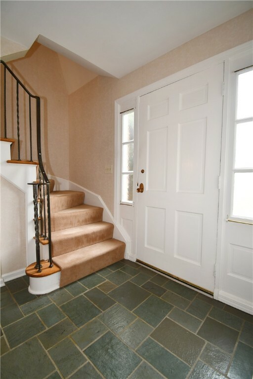 Property Photo: 676 Harrogate Rd PA 15241