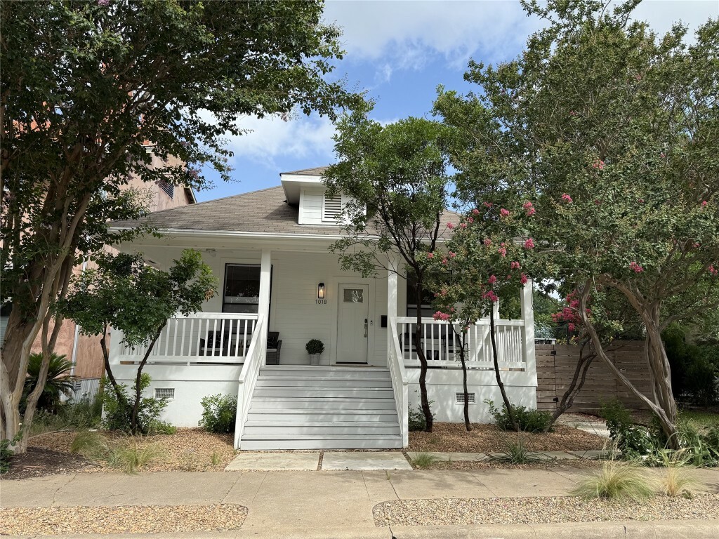 1018 Shelley Avenue  Austin TX 78703 photo