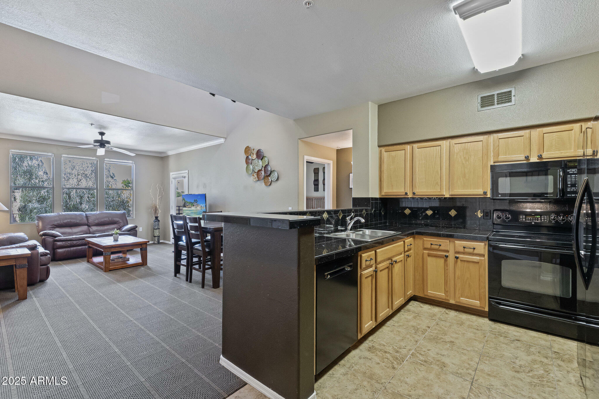 Property Photo: 20100 N 78th Place 2111 AZ 85255