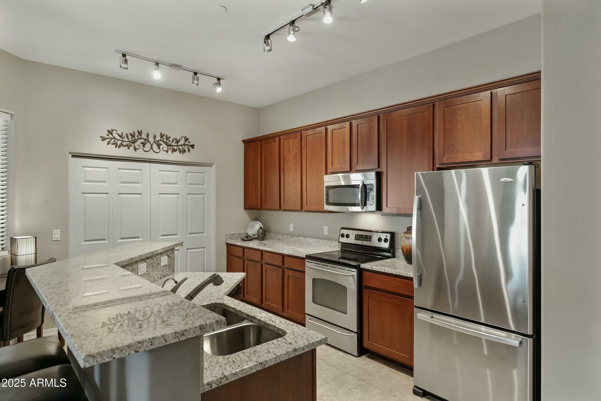 3330 S Gilbert Road 2021  Chandler AZ 85286 photo