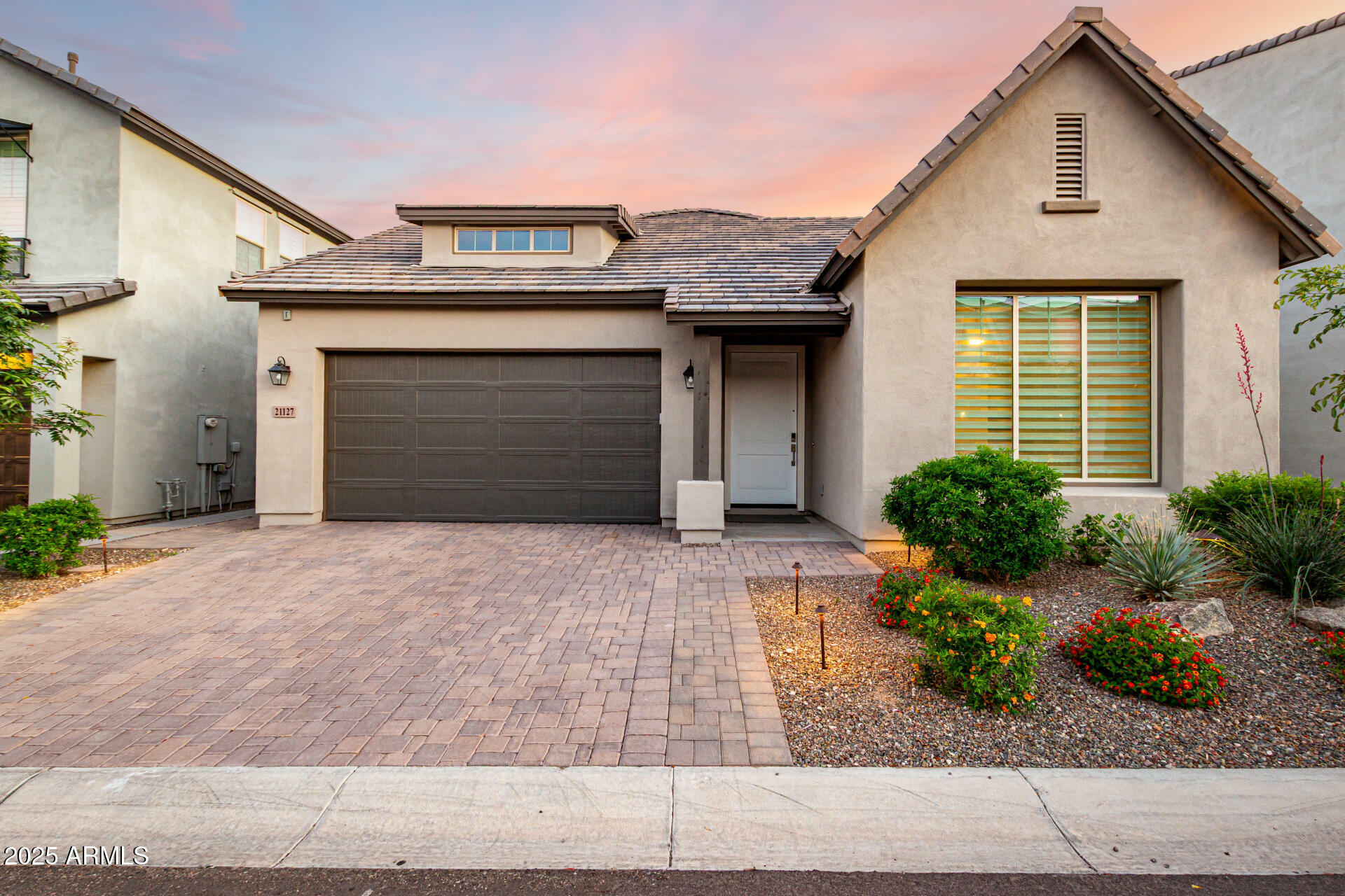 Property Photo: 21127 W Minnezona Avenue AZ 85396