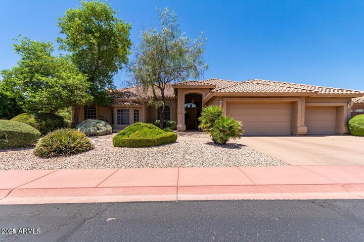 Property Photo: 4055 N Recker Road 95 AZ 85215