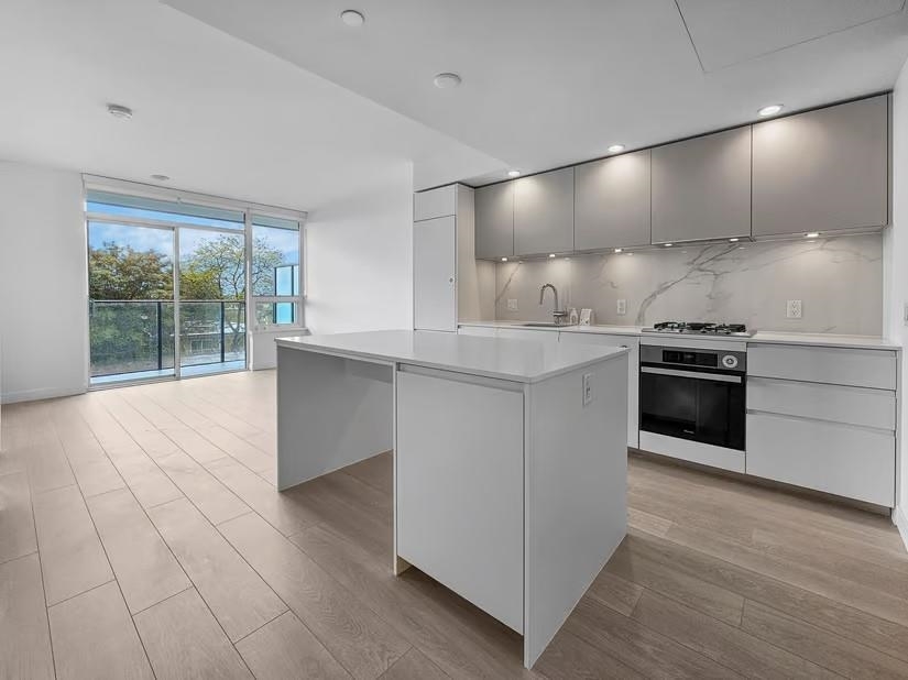 Property Photo:  6537 Telford Ave  BC V5H 0K9 