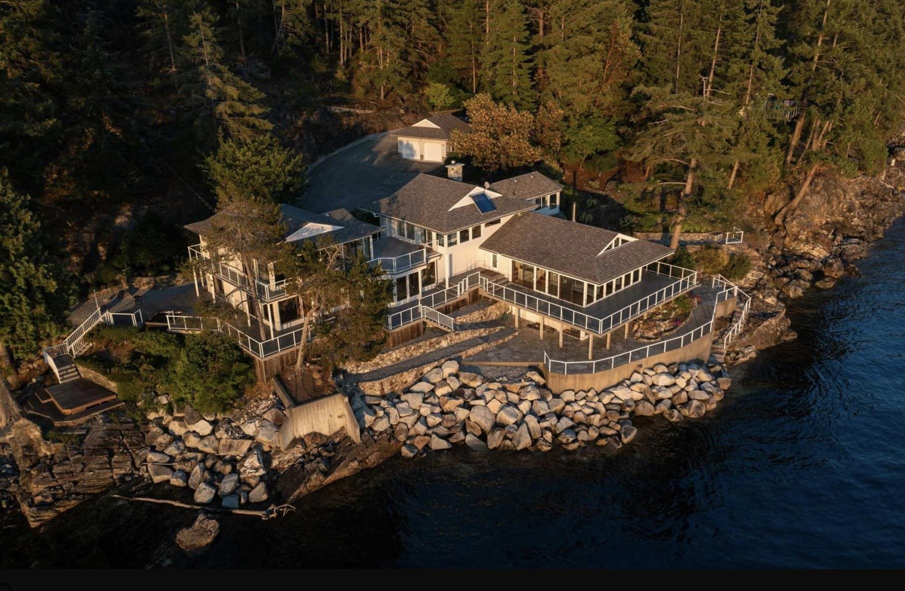 Property Photo: 11113 Sunshine Coast Highway BC V7Z 1B9