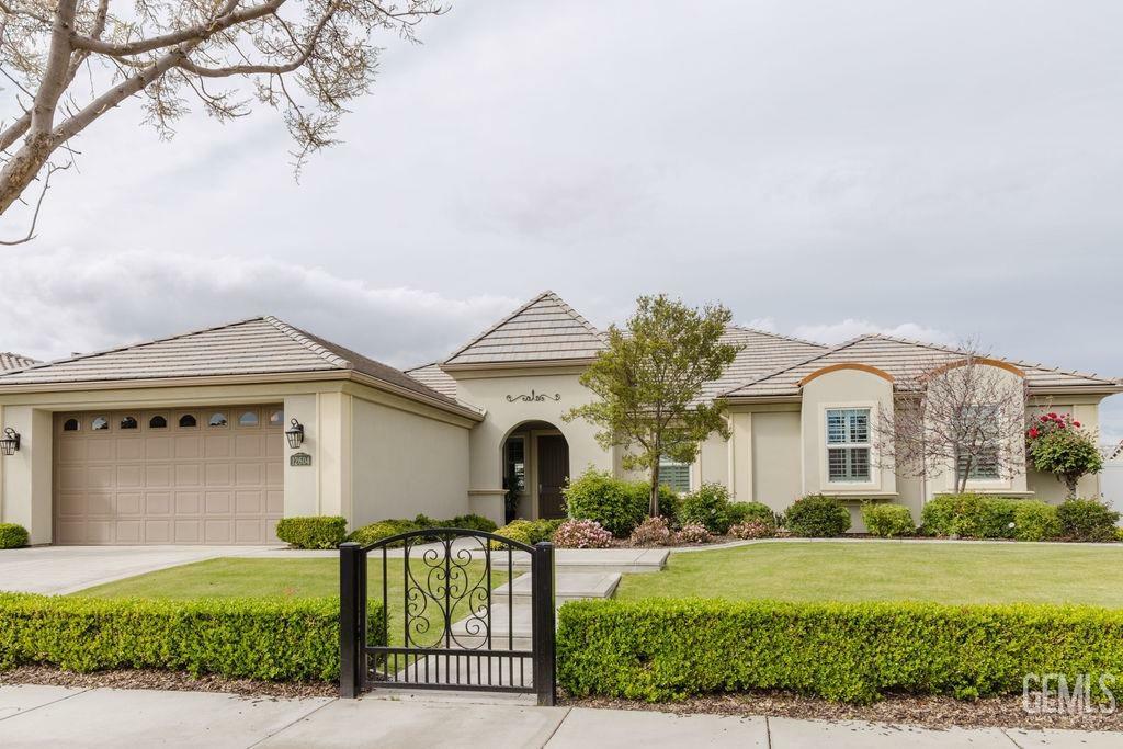 12604 Lanesfield Drive  Bakersfield CA 93311 photo
