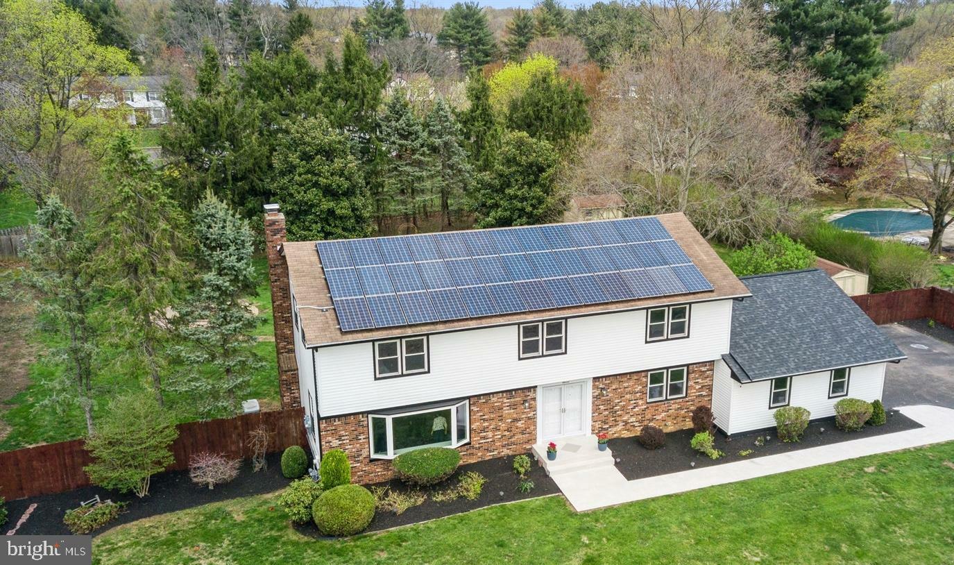 Property Photo: 11 Manor Ridge Drive NJ 08550