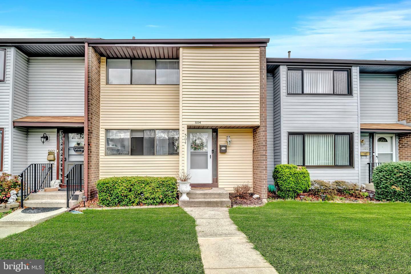 Property Photo:  504 Madison Drive  NJ 08520 