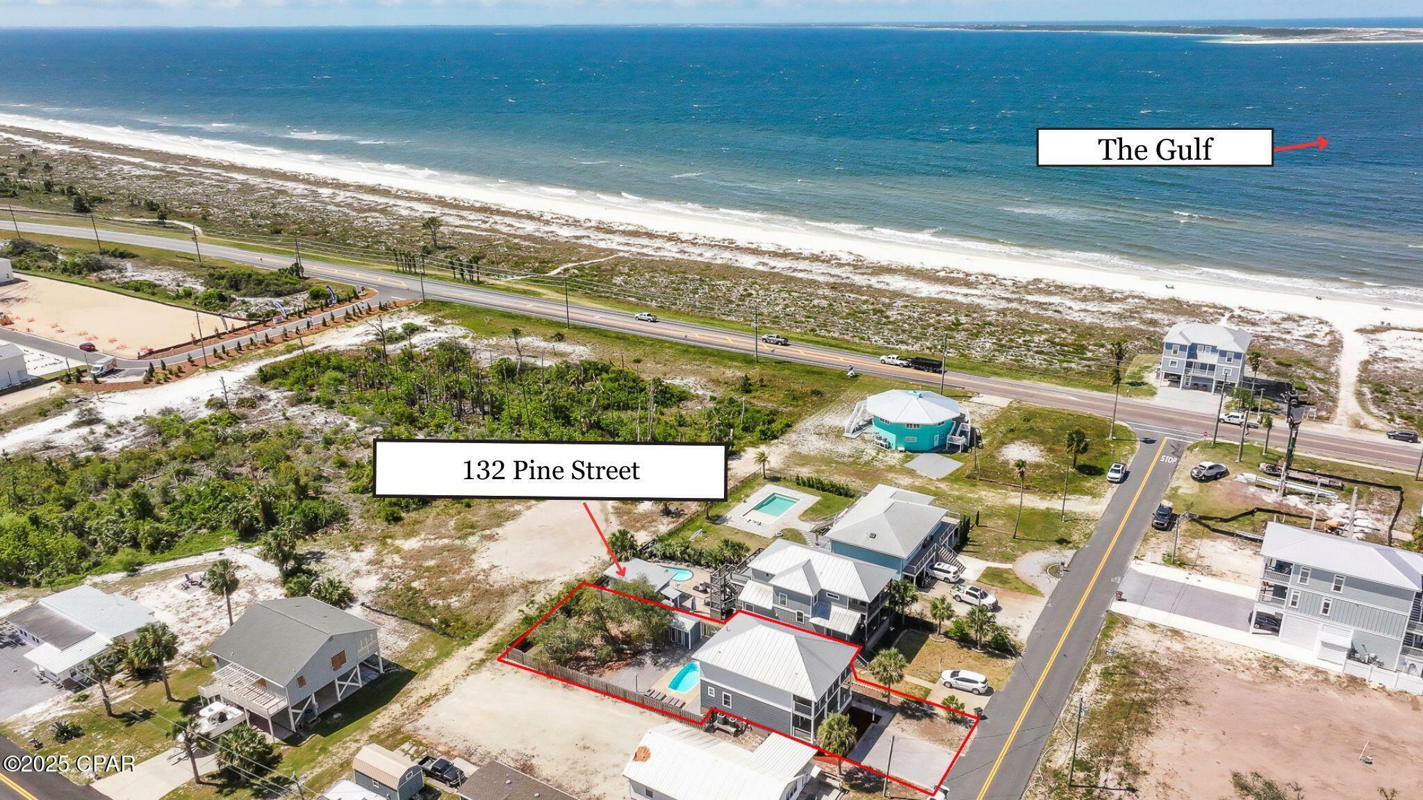 Property Photo: 132 Pine Street FL 32456