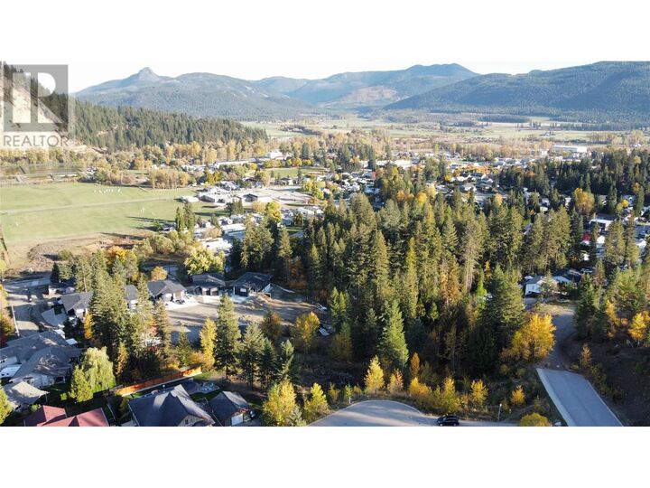 2571 Cedar Ridge Court  Lumby BC V0E 2G0 photo