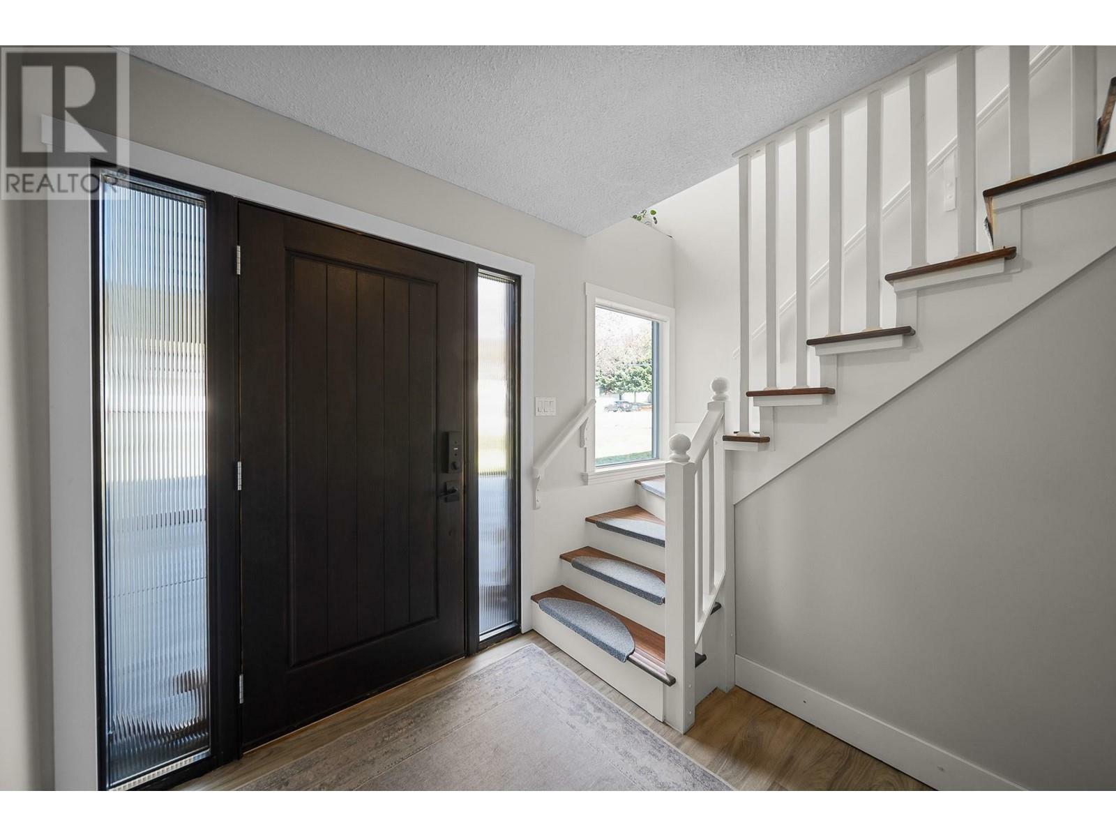 Property Photo: 1964 Parker Drive BC V1K 1J2