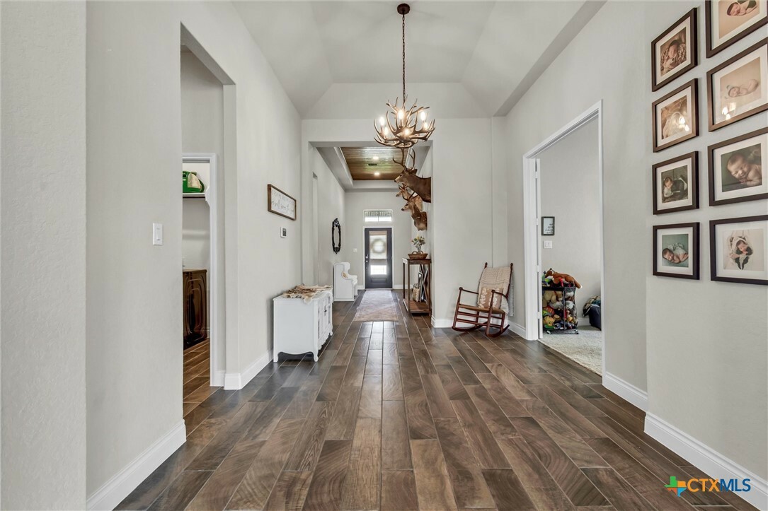 Property Photo: 2977 Grove Way TX 78155