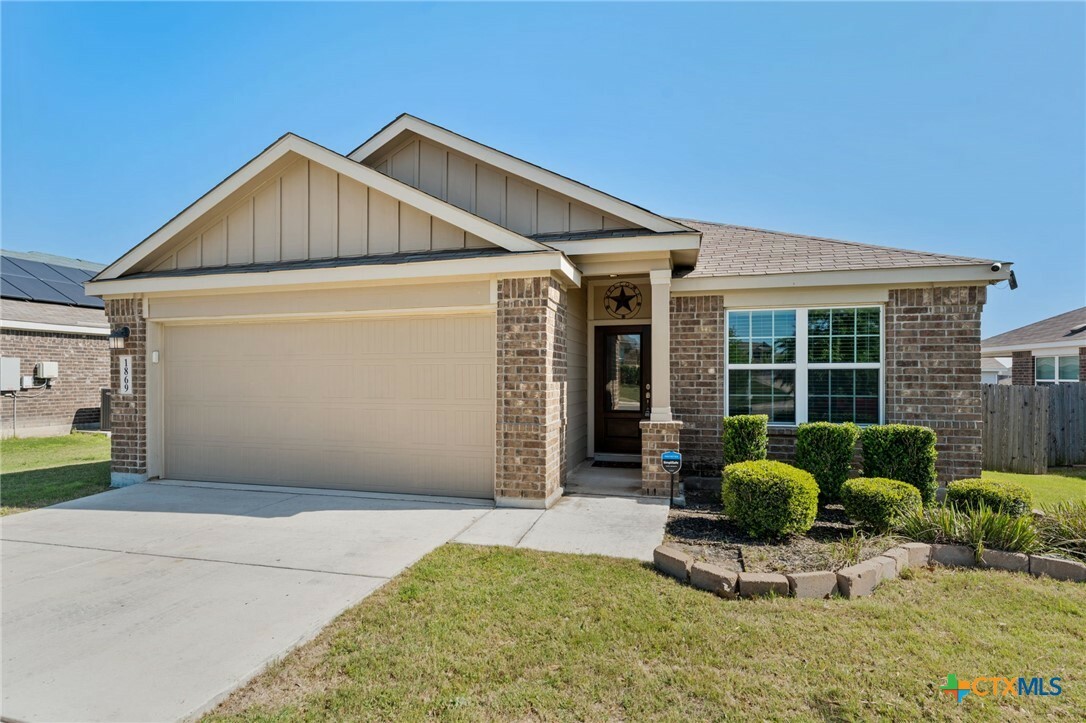 Property Photo: 1869 Abigail Lane TX 78130