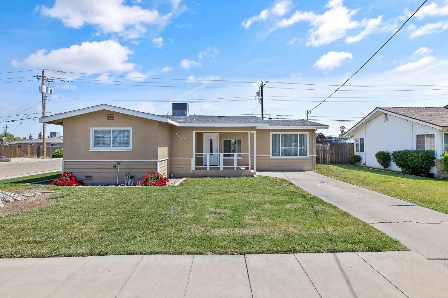 Property Photo: 2982 D St CA 93662