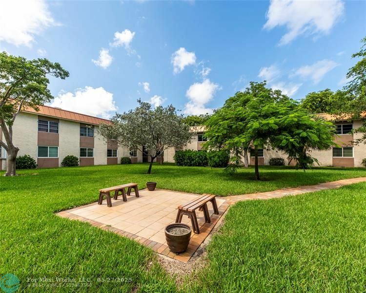1950 N Andrews Ave 210D  Wilton Manors FL 33311 photo