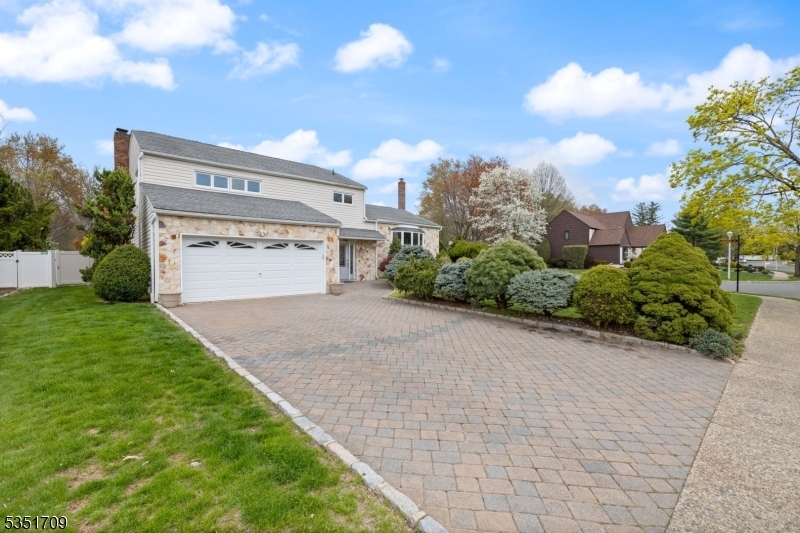 Property Photo: 7 Anita Dr NJ 07936