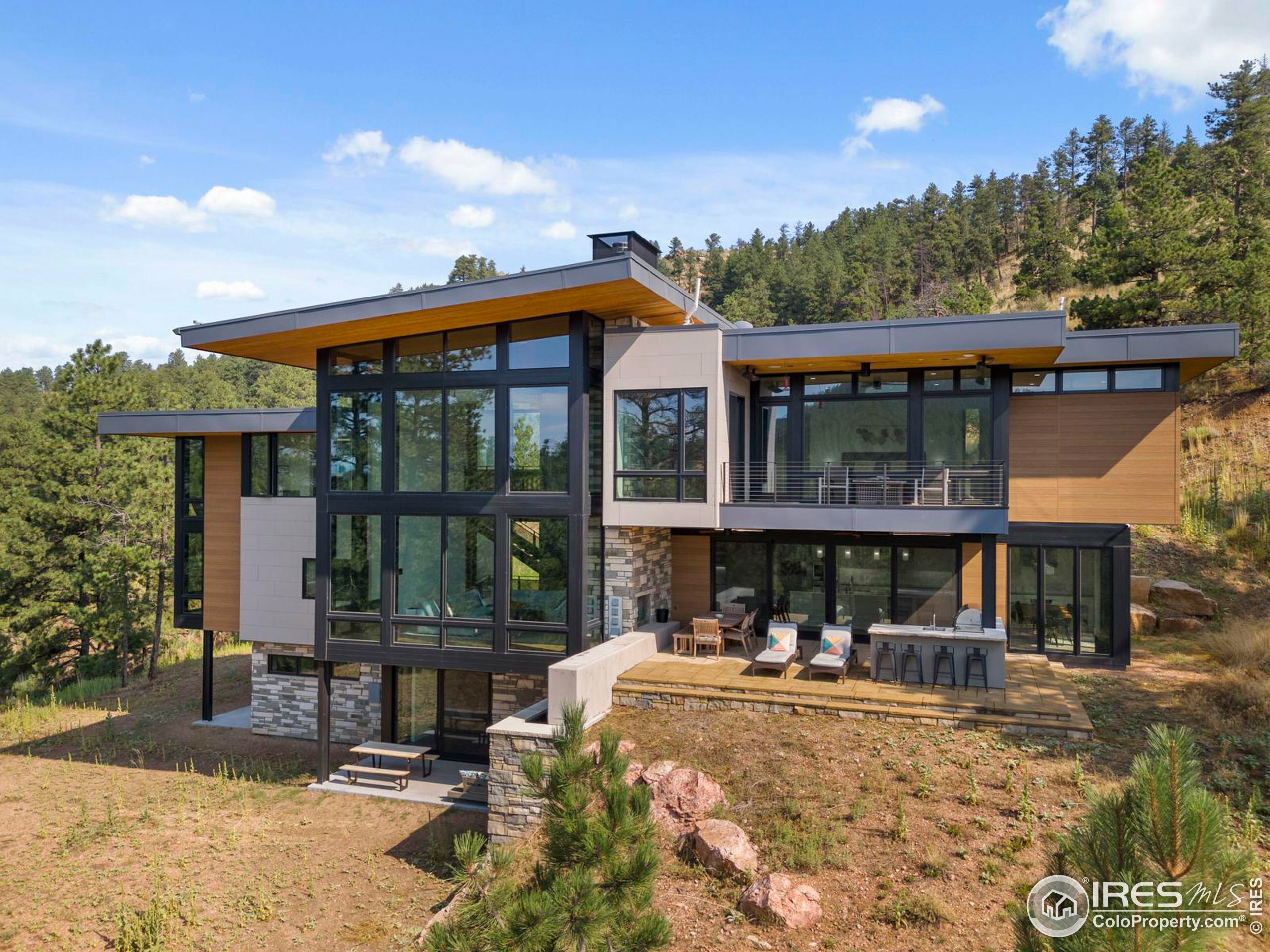 Property Photo: 16132 Steller Ridge Rd CO 80538