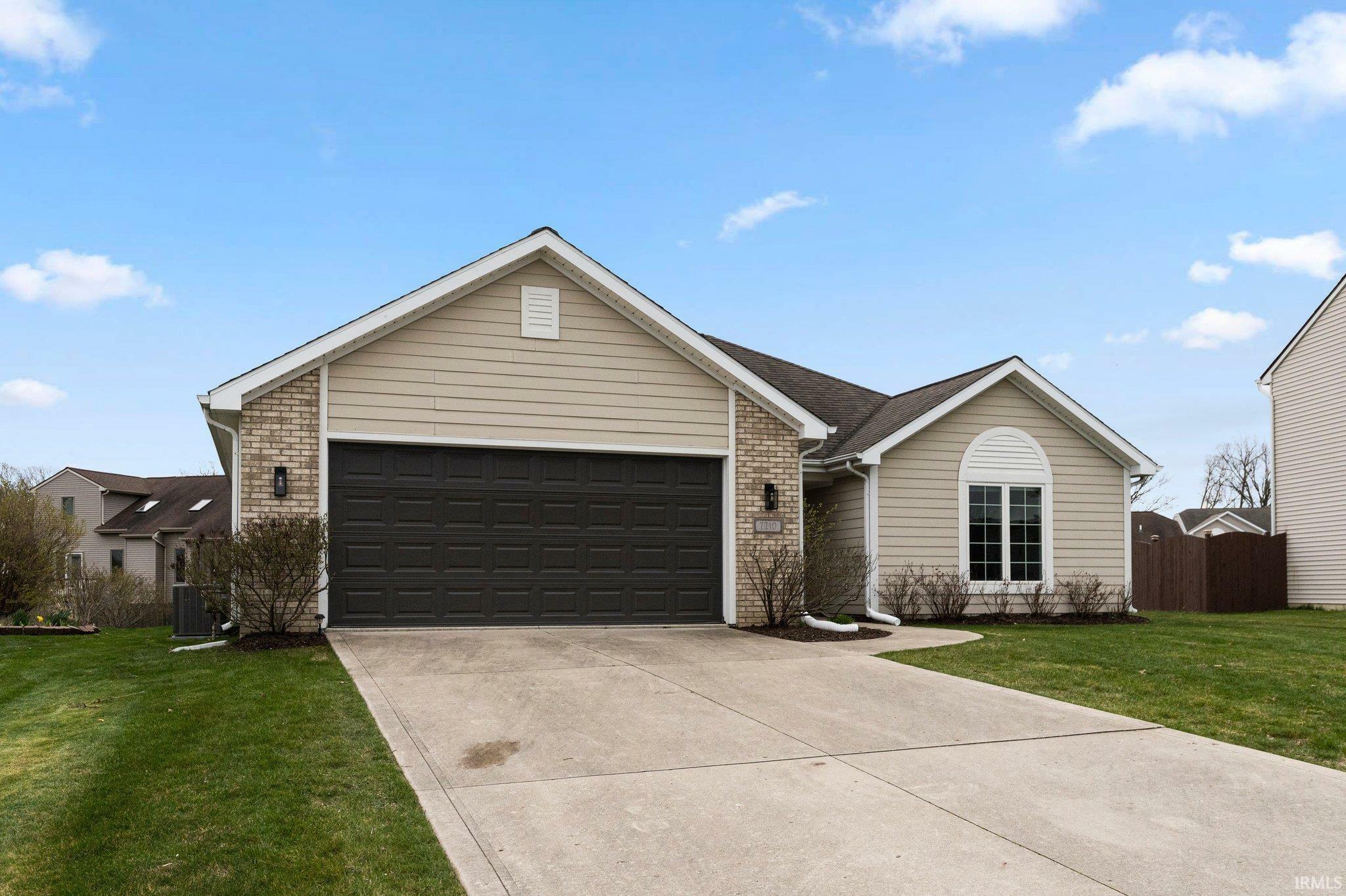 Property Photo: 7210 Canterwood Place IN 46835-4078