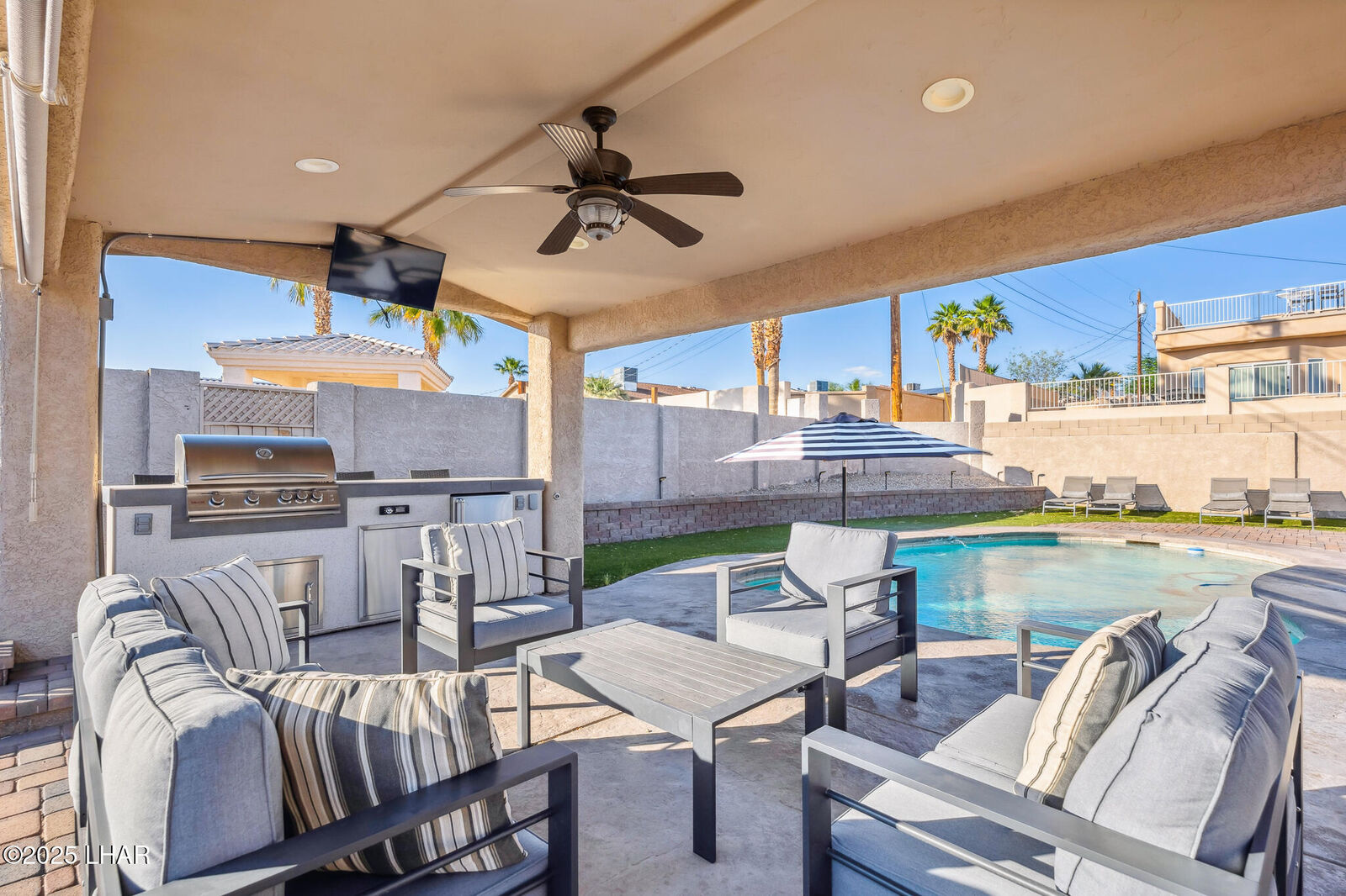 Property Photo:  2589 Sunkentree Dr  AZ 86403 
