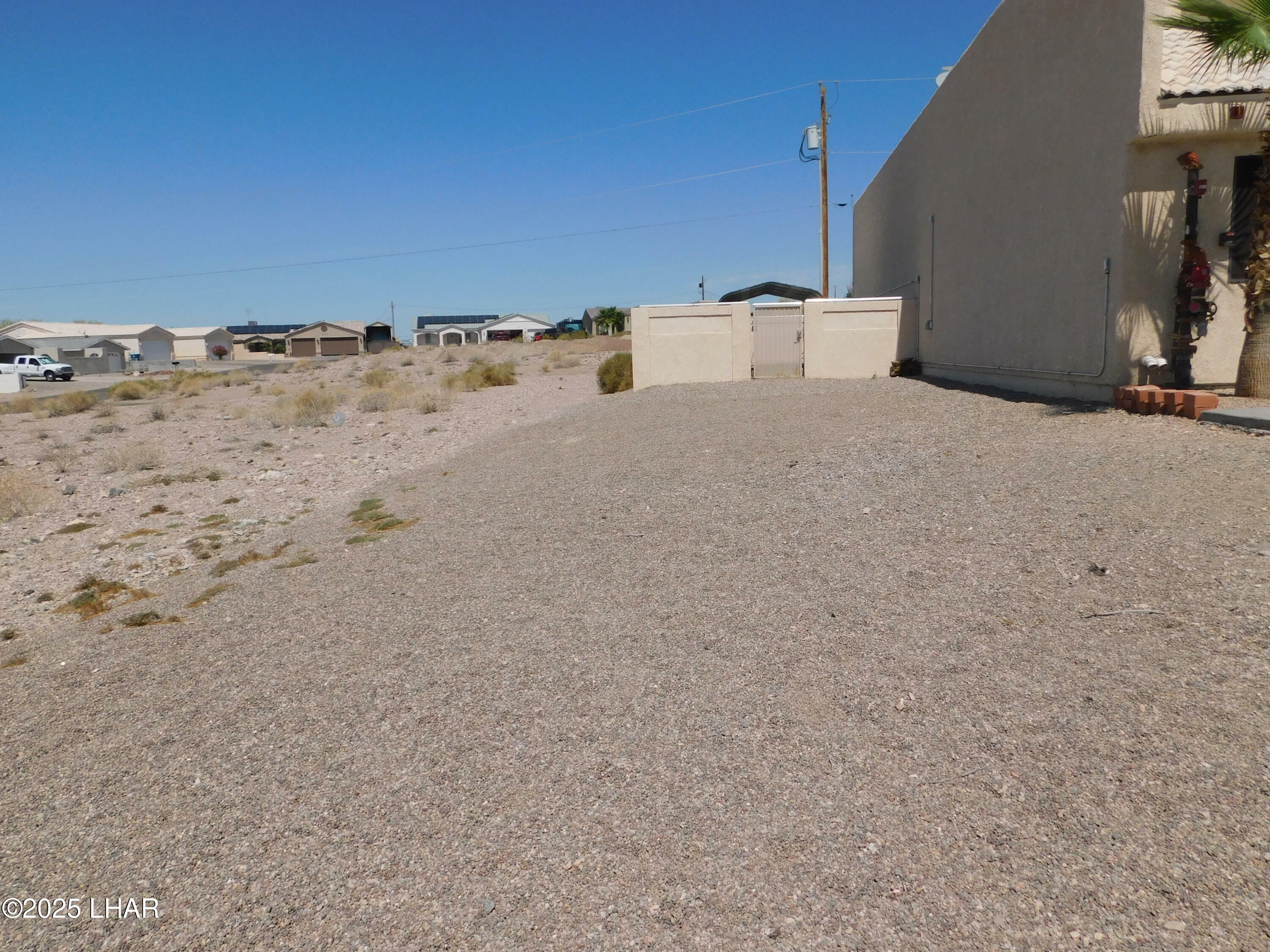 Property Photo: 3837 Chemehuevi Blvd AZ 86406