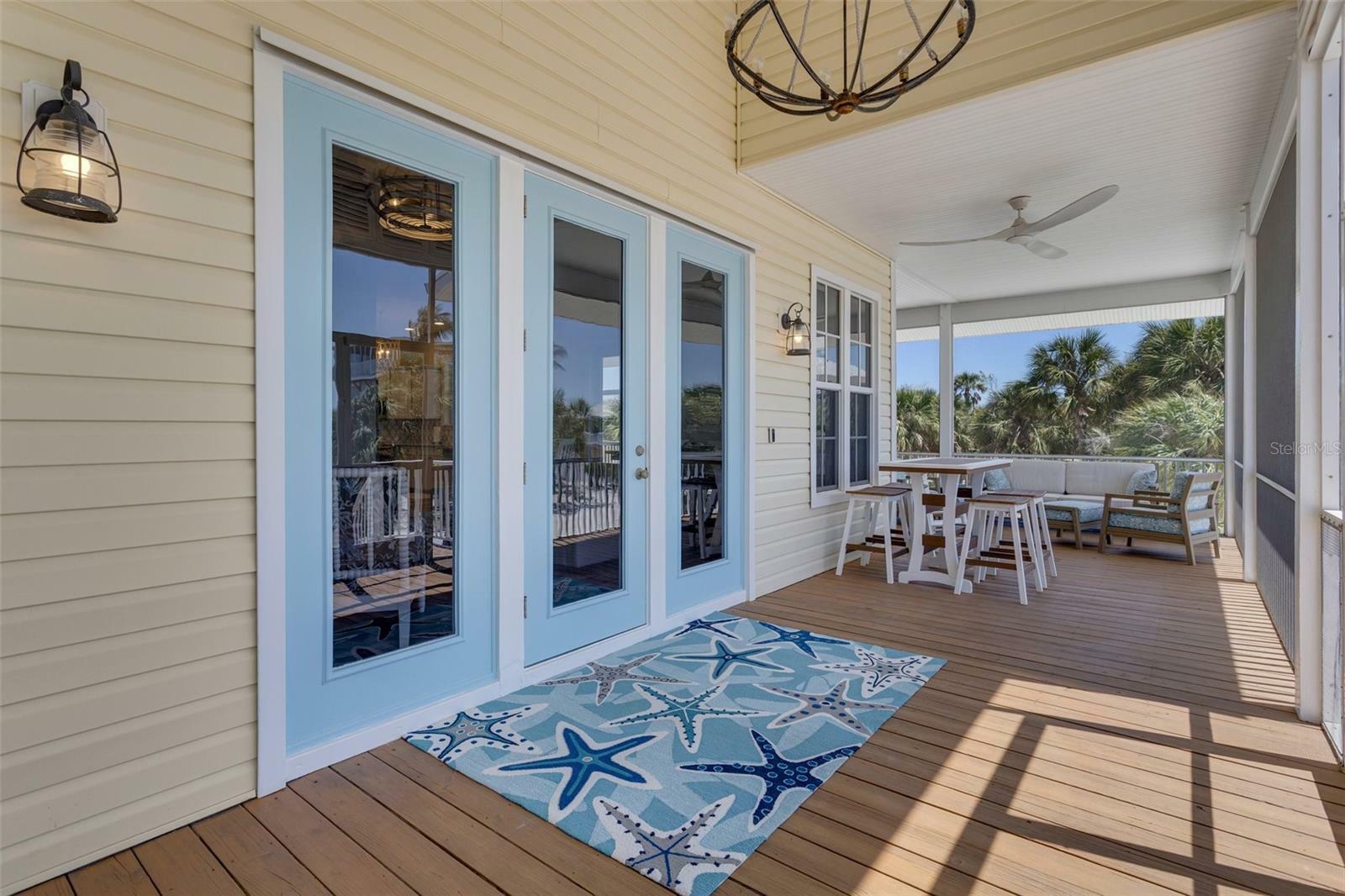 Property Photo: 32 Palm Drive FL 33946