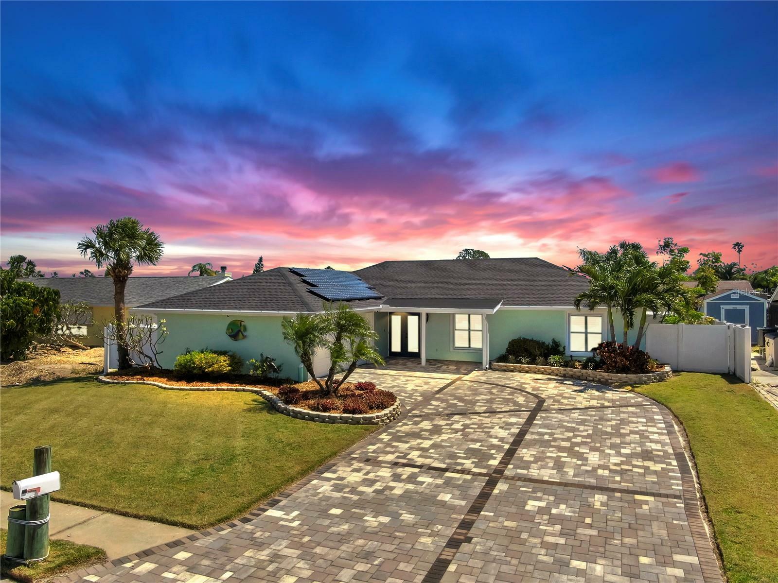 6511 Senegal Palm Way  Apollo Beach FL 33572 photo