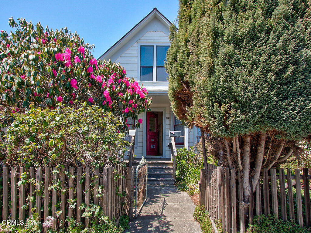 423 N Franklin Street  Fort Bragg CA 95437 photo
