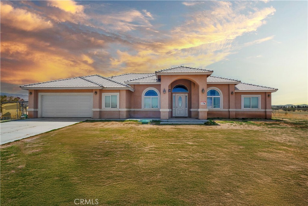 23073 Cielito Drive  Apple Valley CA 92308 photo