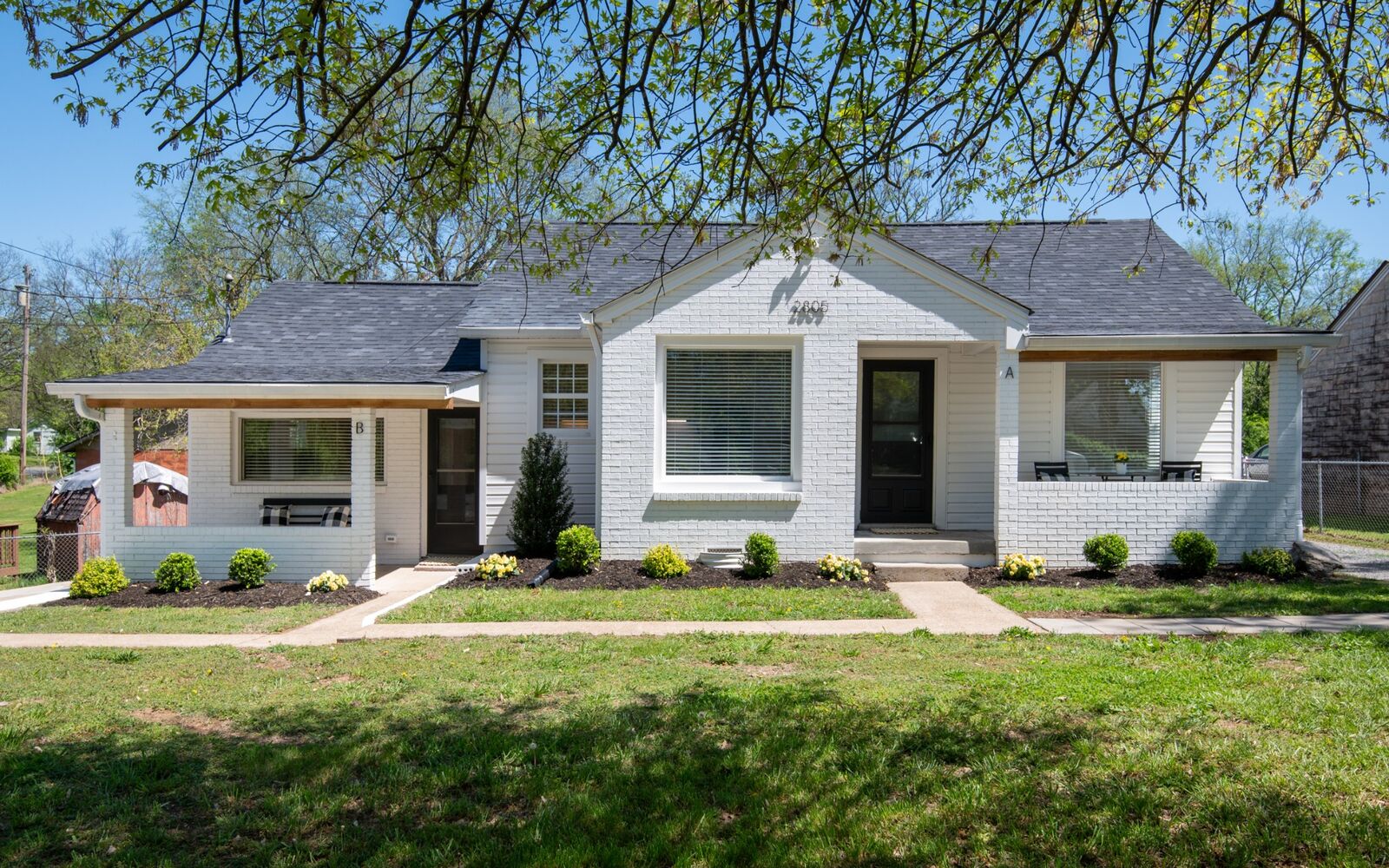 Property Photo:  2805 Alhambra Cir  TN 37207 