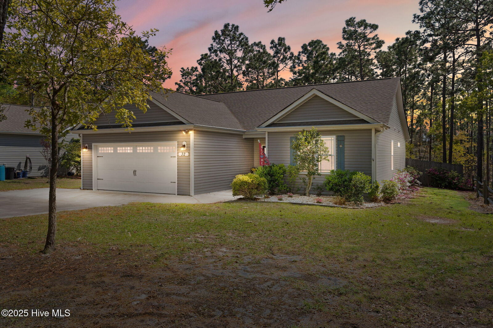 Property Photo: 32 S High Point Road NC 28461