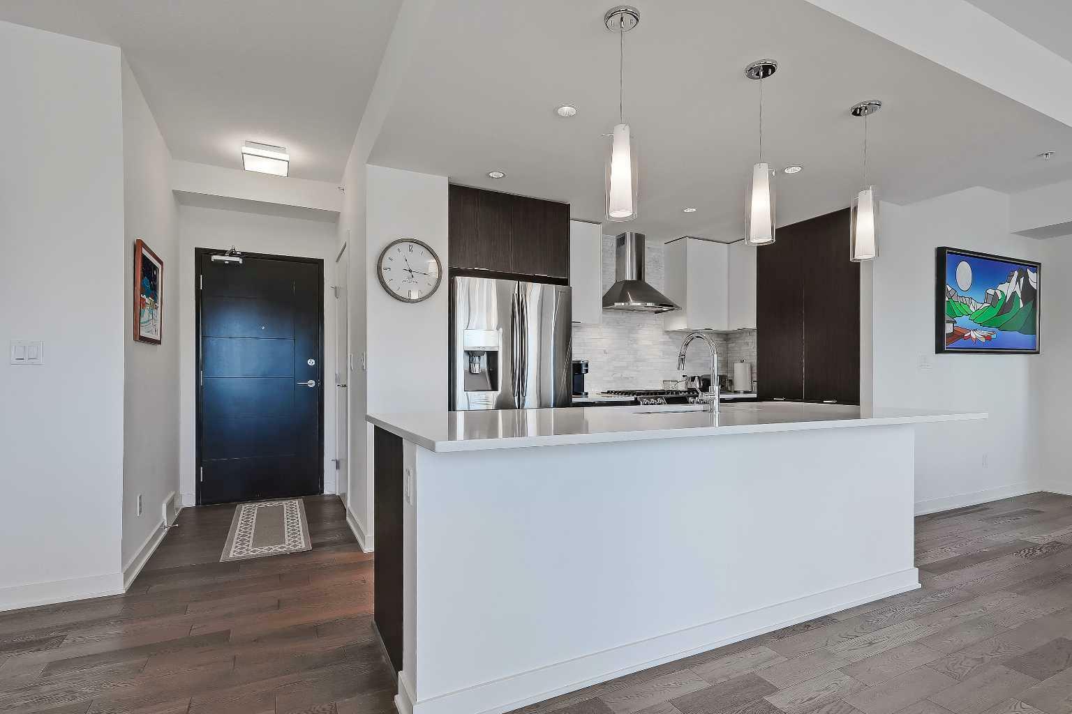 Property Photo:  930 6 Avenue SW 3404  AB T2P 1J3 