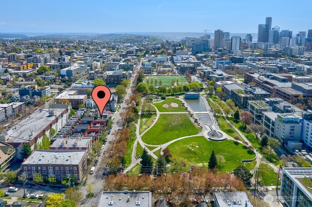 Property Photo: 1806 11th Avenue B WA 98122