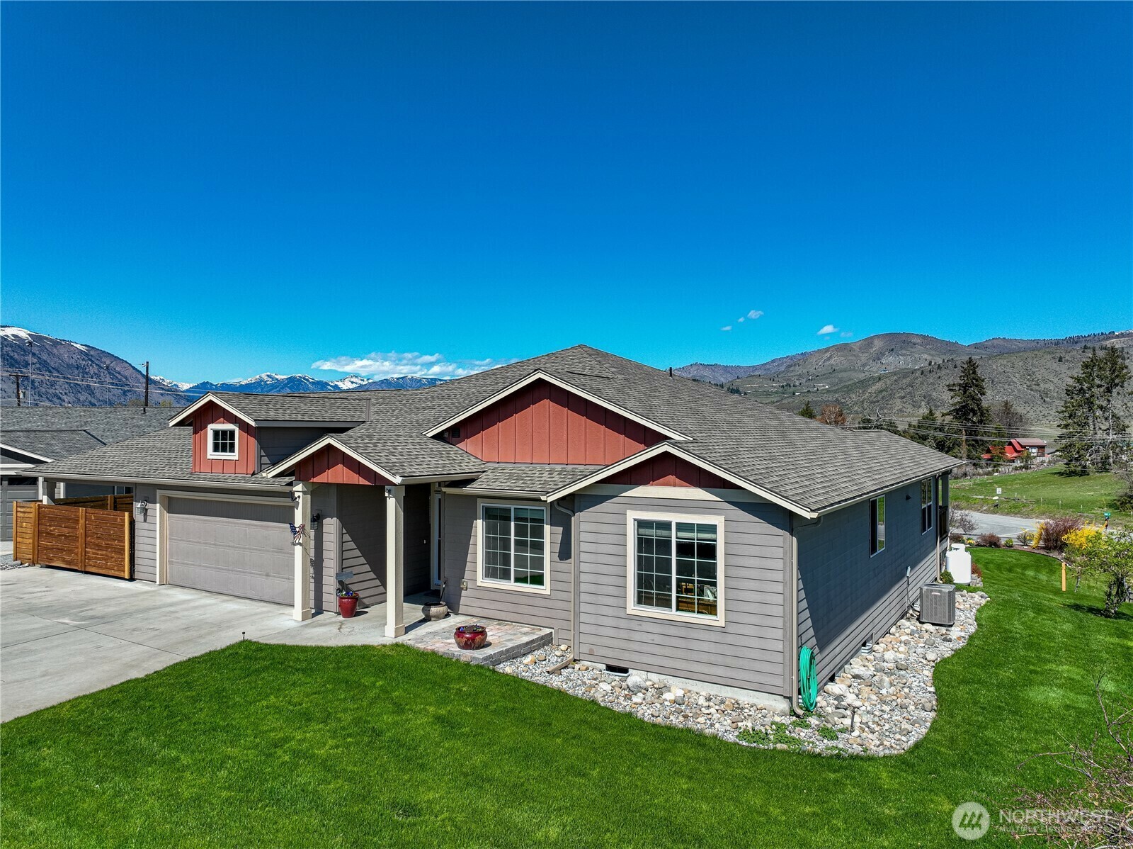 Property Photo: 110 Cloudless Drive WA 98831